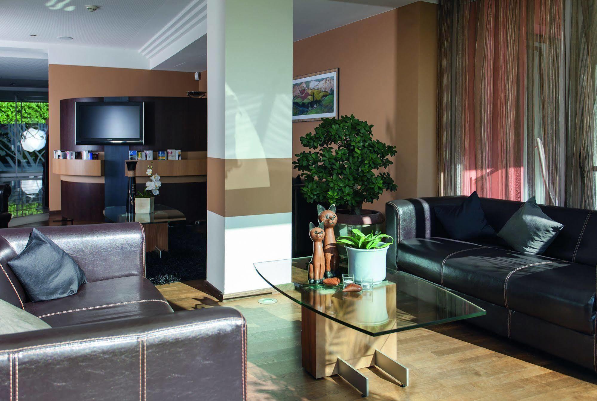 Alia Appartements & Wellness Lagundo Exterior foto